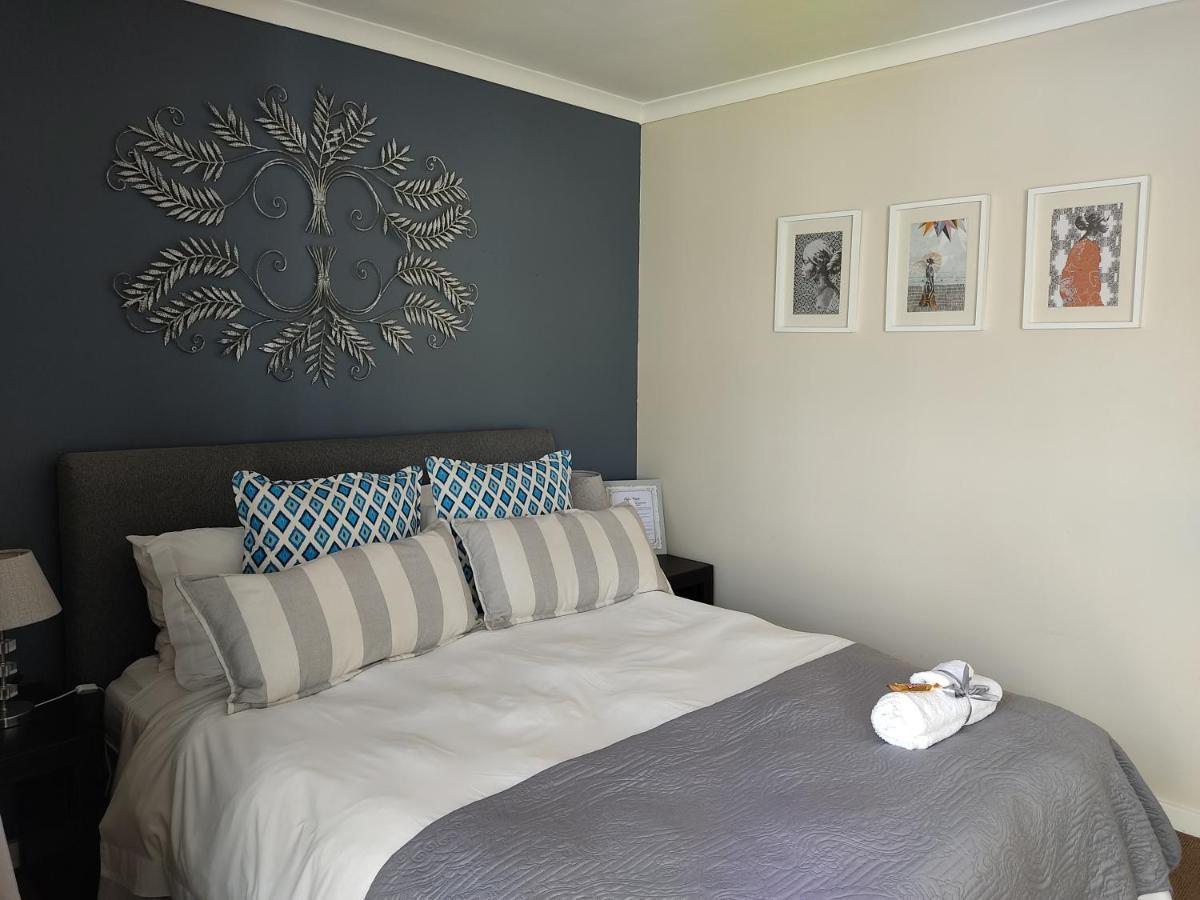 Palm Beach Guesthouse Port Elizabeth Bagian luar foto