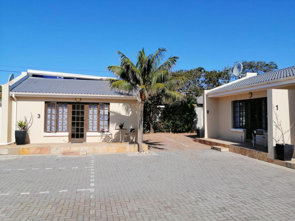 Palm Beach Guesthouse Port Elizabeth Bagian luar foto